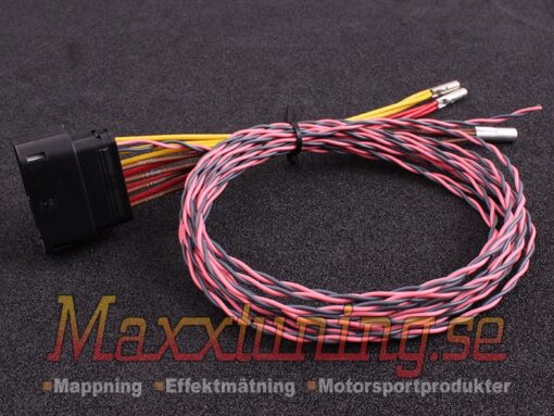 MaxxECU wiring harness for PWM module